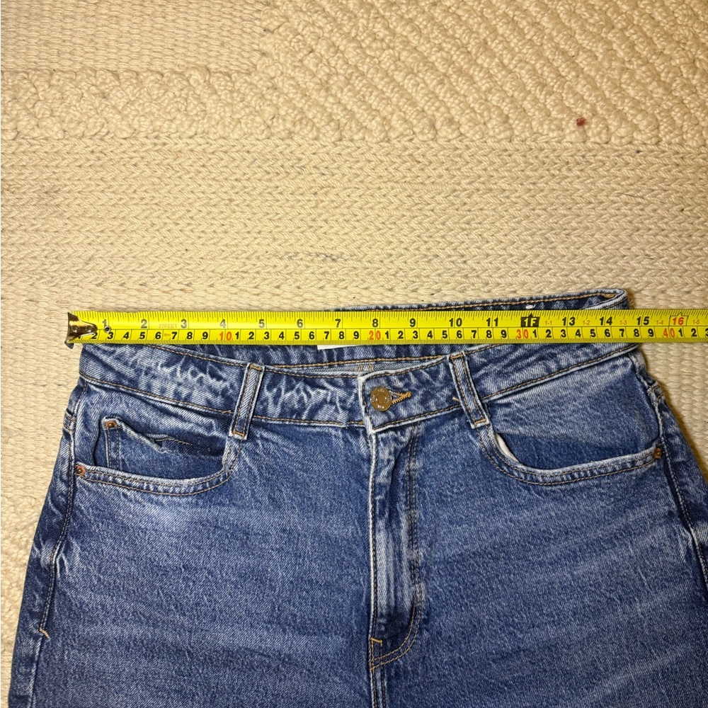 NWOT - High rise slim mom jeans - size 30 - Picture 7 of 9